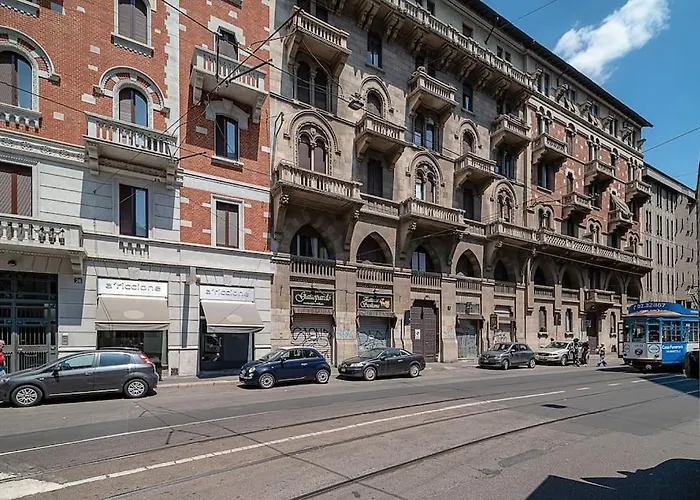 City Center-Design Attic Penthouse With Private Terrace