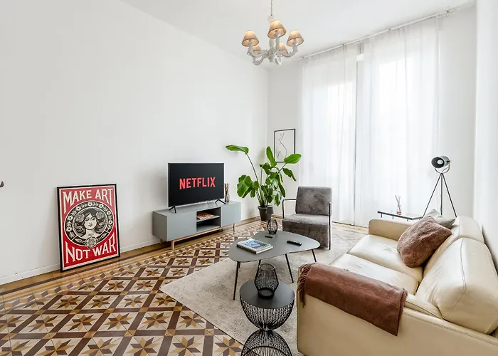 City Center-Design Attic Penthouse With Private Terrace